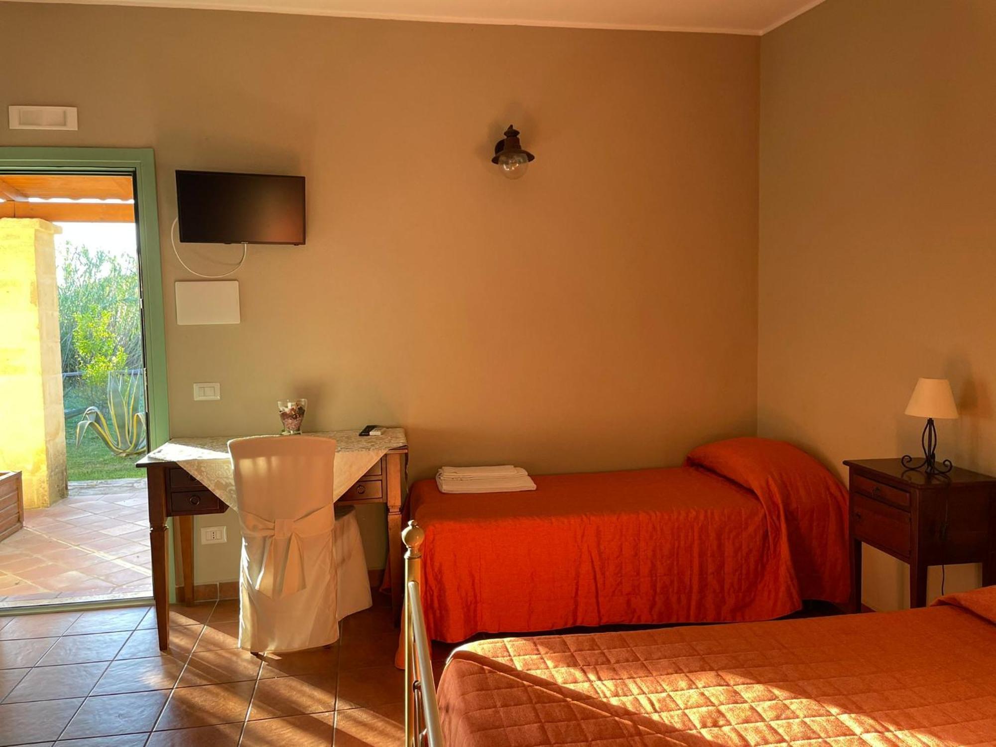 Borgo Nocchiara Hotel คาร์เลนตินี ภายนอก รูปภาพ